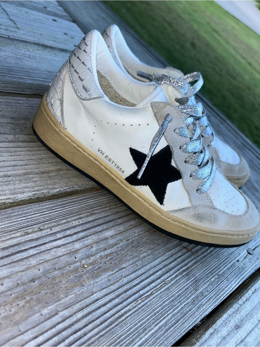 Vintage Havana Eldridge Silver Croco Star Sneakers Size 7